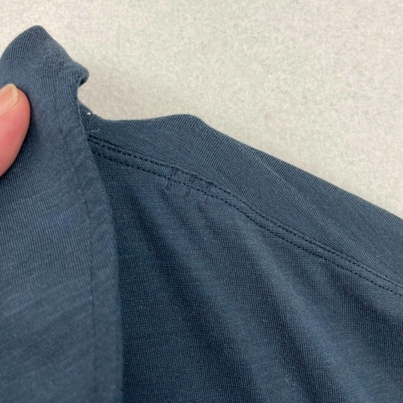 Lululemon Mens Activewear Polo Shirt Navy Blue Medium Short Sleeve Workout Golf - Picture 6 of 10